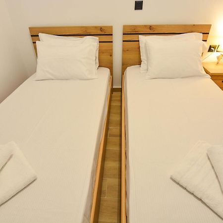 Serenity Residence Ксилокастрон Екстериор снимка